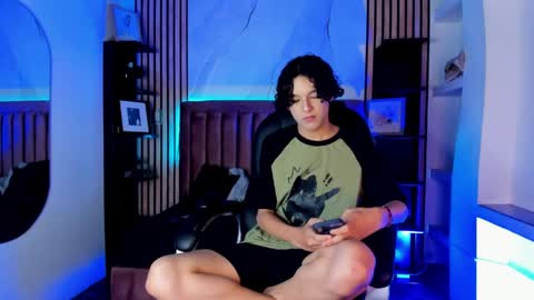 Snapshot of sthepanodimonaco chatting on June 9, 2026, 3:29 am Sthepano online show from June 9, 2026, 3:29 am