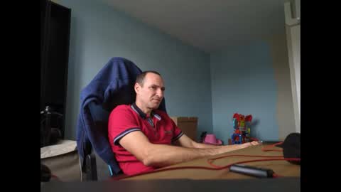 stickolive1 online show from September 30, 2025, 10:20 am