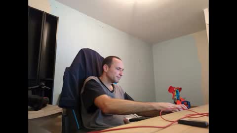 stickolive1 online show from October 1, 2025, 10:38 pm