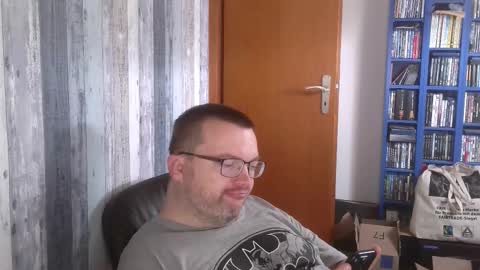 Oliver online show from September 9, 2025, 9:20 am