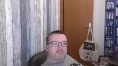 Oliver online show from September 25, 2025, 7:34 am