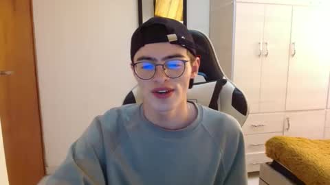 stiv_grant online show from January 18, 2025, 6:43 pm