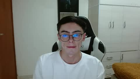 stiv_grant online show from January 26, 2025, 6:49 am