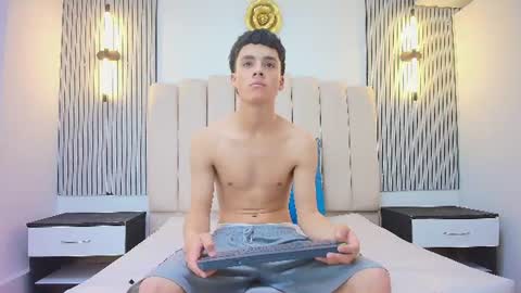 stiven_cooper2 online show from June 30, 2026, 12:39 pm