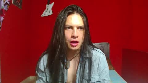 stivnhot online show from March 2, 2025, 12:09 am