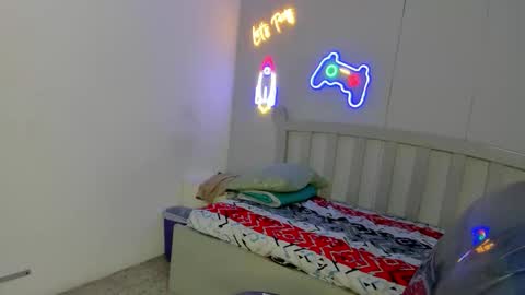 Snapshot of stiwentwink chatting on October 29, 2025, 1:35 pm Stiwen online show from October 29, 2025, 1:35 pm