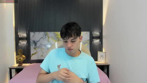 Snapshot of stiwentwink chatting on November 16, 2025, 4:34 pm Stiwen online show from November 16, 2025, 4:34 pm