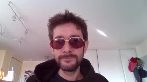 Julien9477 online show from November 13, 2025, 9:52 am