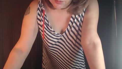 stonenipple online show from November 18, 2025, 12:31 pm