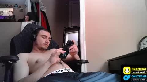 Snapshot of stoner394 chatting on June 1, 2026, 10:55 pm stoner394 online show from June 1, 2026, 10:55 pm