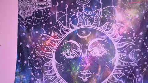 Liz online show from January 9, 2026, 7:04 pm