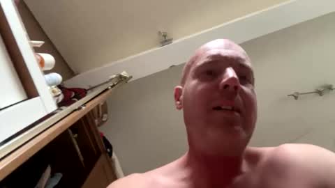 Stoodley22 online show from October 1, 2025, 3:07 pm