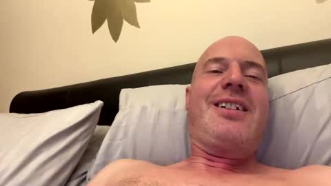 Stoodley22 online show from November 10, 2025, 3:33 pm