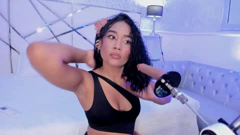 Stormy  online show from April 16, 2026, 3:18 am