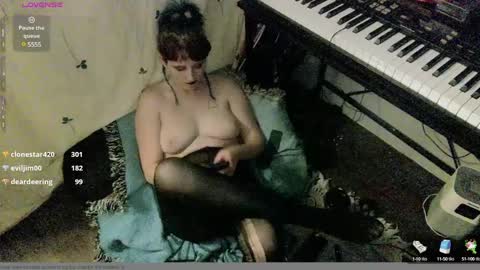 Stormythunder online show from December 12, 2024, 5:31 am