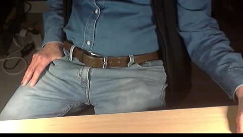 Dave online show from December 2, 2025, 8:26 pm