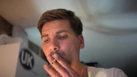 Str8boyxxx online show from June 10, 2026, 4:34 am