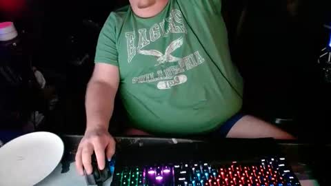 str8csucker online show from November 11, 2025, 4:01 am