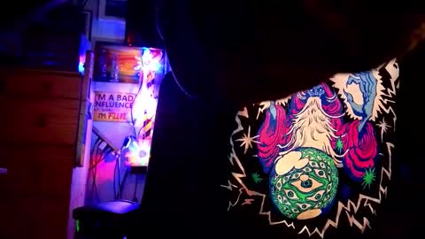 Snapshot of str8foryouguy chatting on December 17, 2025, 6:41 am Str8 online show from December 17, 2025, 6:41 am