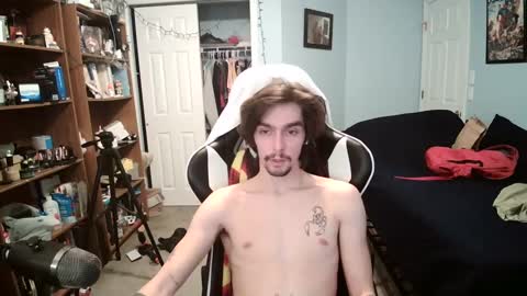 str8whiteboy21 online show from December 3, 2024, 9:12 pm