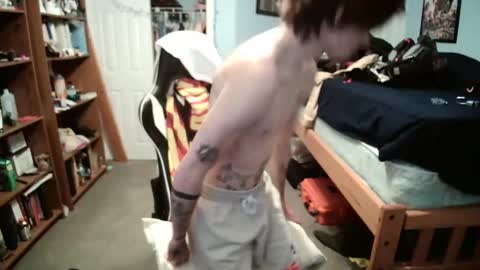 str8whiteboy21 online show from March 1, 2025, 7:04 pm