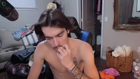 str8whiteboy21 online show from September 11, 2025, 11:10 am