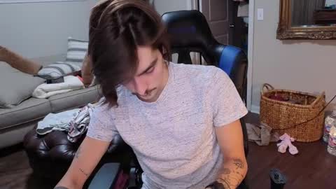 str8whiteboy21 online show from September 14, 2025, 1:38 am