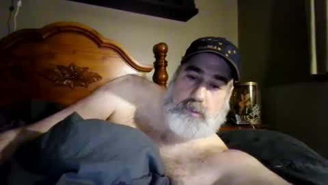 Straightbear4you online show from September 19, 2025, 8:27 am