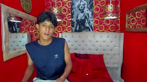 straightyounpein online show from April 18, 2026, 4:38 am