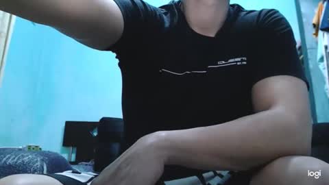 Snapshot of straiker_ chatting on February 10, 2026, 1:10 am striker online show from February 10, 2026, 1:10 am