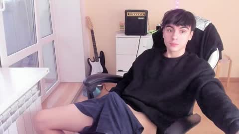Snapshot of stralght_twinks chatting on February 12, 2025, 1:59 pm Ray online show from February 12, 2025, 1:59 pm