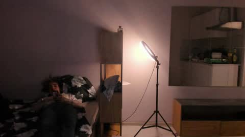 Ray online show from April 18, 2026, 7:07 pm