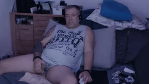 Stranger online show from October 10, 2025, 10:42 pm