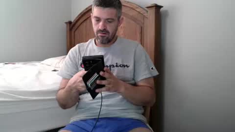 Snapshot of strangeratnight87 chatting on June 18, 2026, 4:22 pm strangeratnight87 online show from June 18, 2026, 4:22 pm