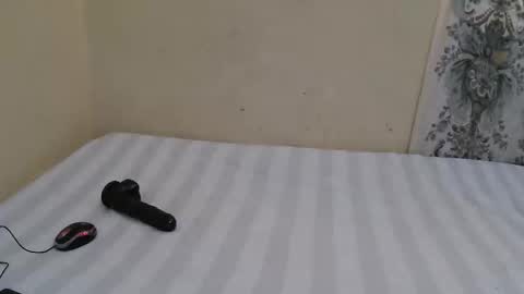Snapshot of strangerdanger_2 chatting on May 1, 2026, 10:42 am strangerdanger_2 online show from May 1, 2026, 10:42 am