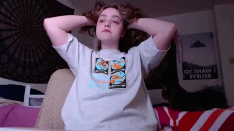 Strawberrylotsacake online show from February 27, 2026, 5:35 pm