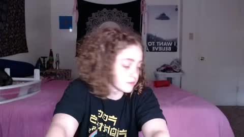 Snapshot of strawberrylotsacake chatting on May 2, 2026, 6:24 pm Strawberrylotsacake online show from May 2, 2026, 6:24 pm
