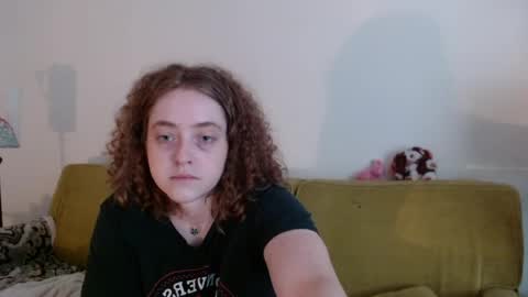 Snapshot of strawberrylotsacake chatting on May 17, 2026, 11:39 am Strawberrylotsacake online show from May 17, 2026, 11:39 am