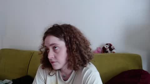 Snapshot of strawberrylotsacake chatting on May 18, 2026, 5:30 pm Strawberrylotsacake online show from May 18, 2026, 5:30 pm