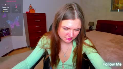 Strawberrylux online show from March 30, 2026, 6:58 am