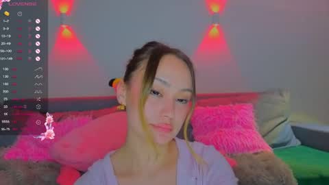 Snapshot of strawberrypie99 chatting on May 16, 2026, 8:18 pm Tati and Lola online show from May 16, 2026, 8:18 pm