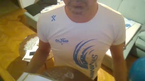 Snapshot of streaml1n3d chatting on April 18, 2026, 7:07 pm streaml1n3d online show from April 18, 2026, 7:07 pm