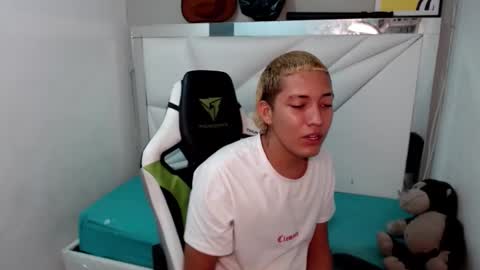 Street online show from February 26, 2026, 4:22 am