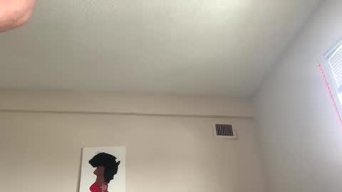 strictlysoloo online show from January 23, 2025, 8:13 pm