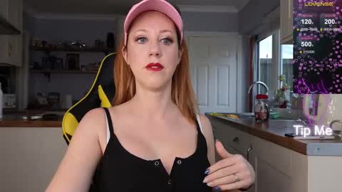 Amorina online show from January 13, 2025, 11:19 am