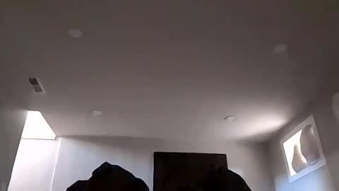 Cumallcumnow online show from April 8, 2026, 5:35 pm