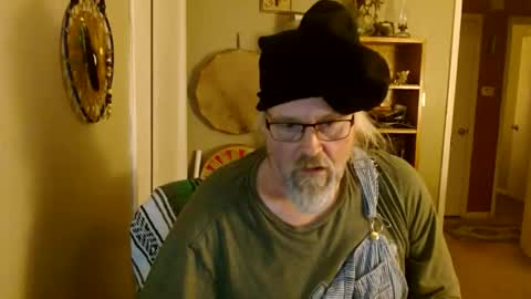 Snapshot of stroknpoker chatting on January 12, 2025, 2:35 am stroknpoker online show from January 12, 2025, 2:35 am