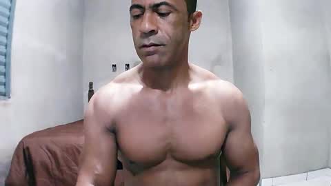 strongdaddyfantastic online show from April 3, 2026, 2:53 am