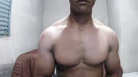 Snapshot of strongdaddyfantastic chatting on July 20, 2026, 10:56 pm strongdaddyfantastic online show from July 20, 2026, 10:56 pm