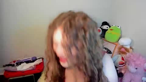 Strwbby online show from November 30, 2025, 6:17 am